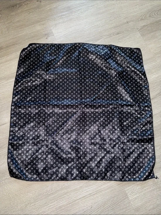 Louis Vuitton Black Gray Monogram Silk Scarf