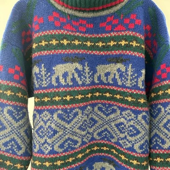 Eddie Bauer 1992 Blue Patterned Men's Sweater