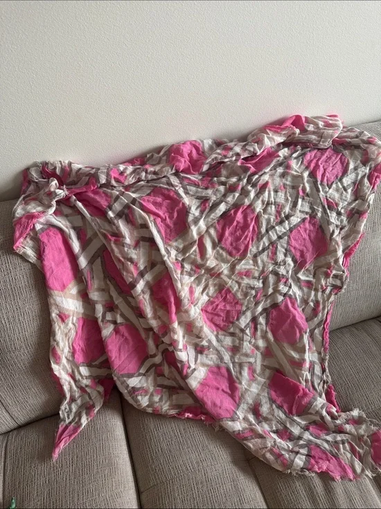 Pink and Cream Geometric Lightweight Scarf