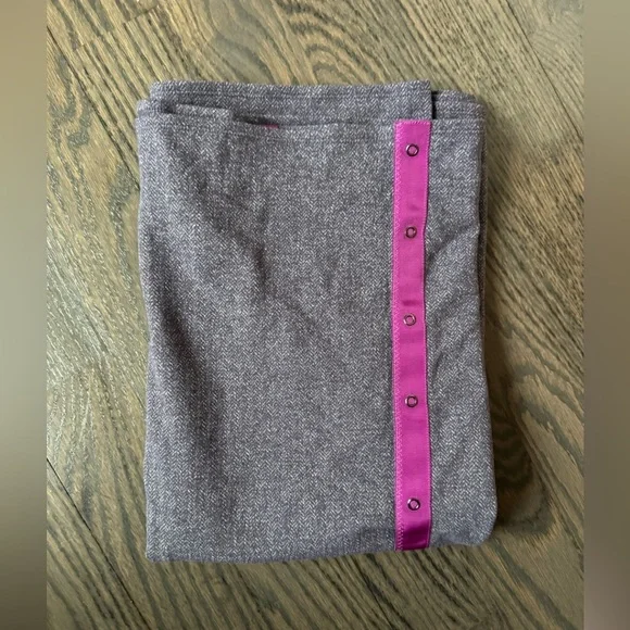 Lululemon Vinyasa Wrap Heathered Purple Snap Scarf