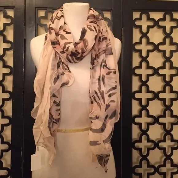 LEOPARD CHIFFONNY FEEL‎ BEIGE SCARF