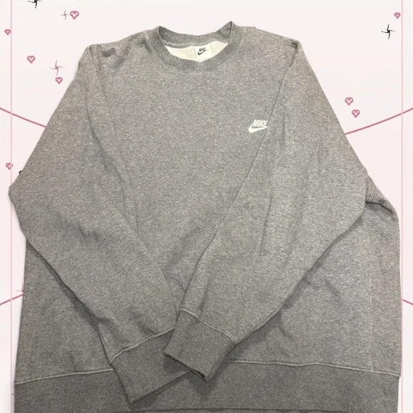 Gray Nike crewneck sweatshirt