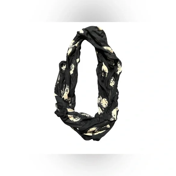 H&M | Black & Creamy White Heart Print Infinity Scarf