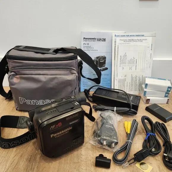 VTG Panasonic AFX6 Flying Erase Head Palmcorder PV-10 Battery Cords Instructions