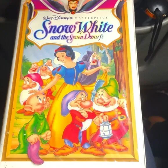 Walt Disney's Masterpiece Snow White and the seven Dwarfs vintage VHS