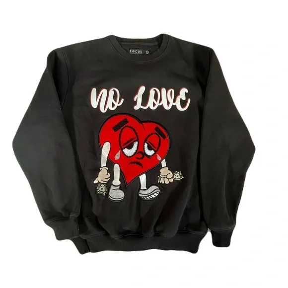 Focus Men's Black 'No Love' Heart Graphic Crewneck