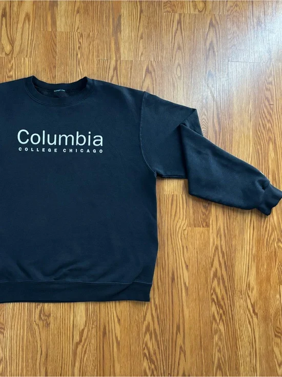 Columbia Black Crew Sweatshirt with White Logo “Chicago”