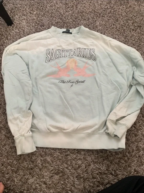 Forever 21 Mint Green Sagittarius Graphic Crewneck Sweatshirt