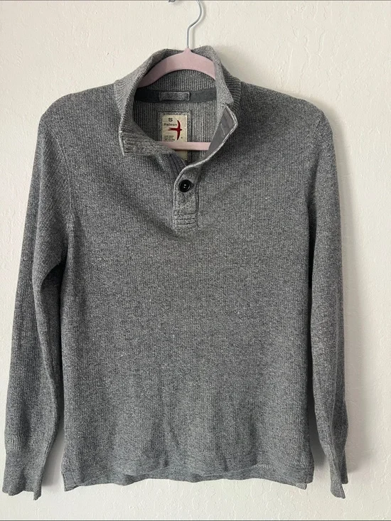 Relwen Henley Heather Gray Quarter Button Up Pullover Sweater. Size Small.