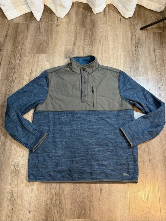 G.H. Bass & Co. Green Label Tag on Gray Fabric