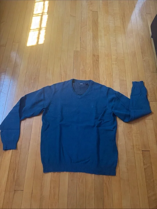 Izod classic Men's V-Neck Sweater in Deep Teal men’s XL