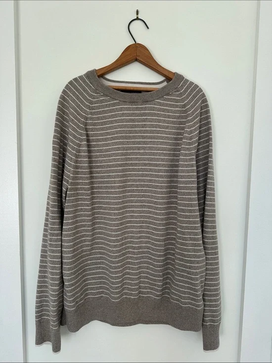Banana Republic Men's Taupe Stripe Crewneck Sweater
