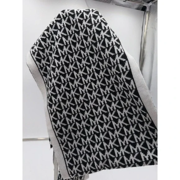 Michael Kors Black White Monogram Logo Knit Scarf MK Winter Accessory