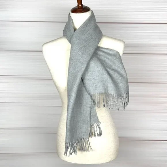 Virgin Wool Scarf Light Gray Men’s Women’s made in Uruguay