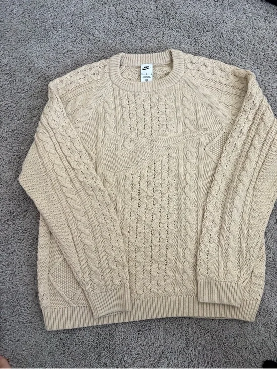 Nike Men’s Beige Cable-Knit Crewneck Sweater