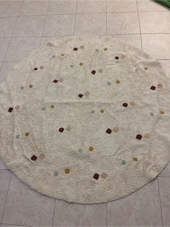 Zara Cream Round Bath Rug with Multicolor Dot Accents