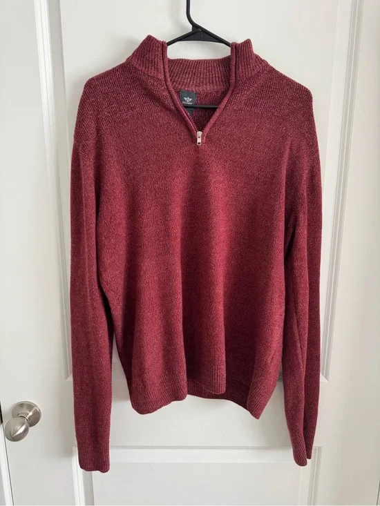 Dockers Men's Zip-Neck Sweater in Burgundy