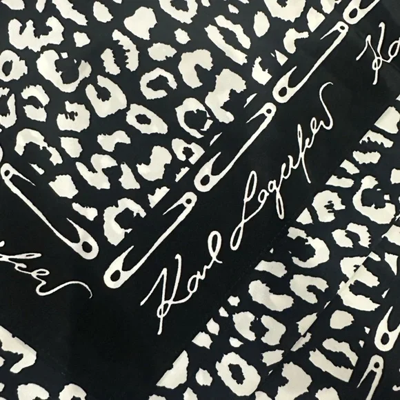 Karl Lagerfeld Black & White Scarf