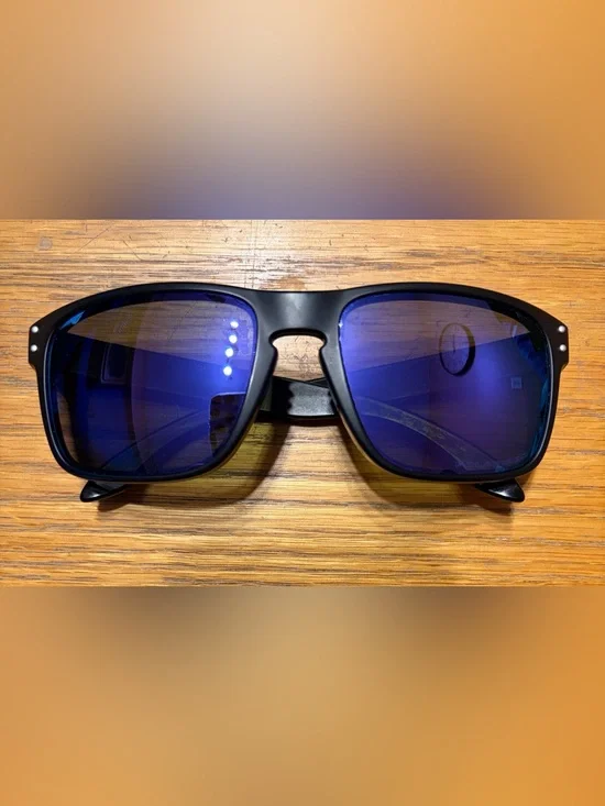 Oakley Holbrook Black Sunglasses with Purple Polarized Lens and Temple Accent