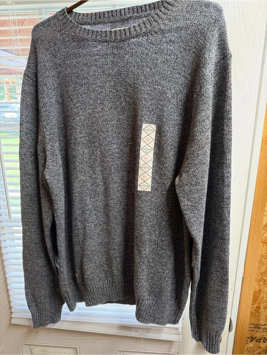 St. John's Bay Men's Crewneck Sweater - Charcoal Gray Heather
