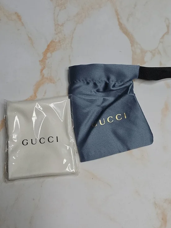 Gucci Satin Drawstring Pouch in Navy Blue with White Dust Cloth Sunglasses New