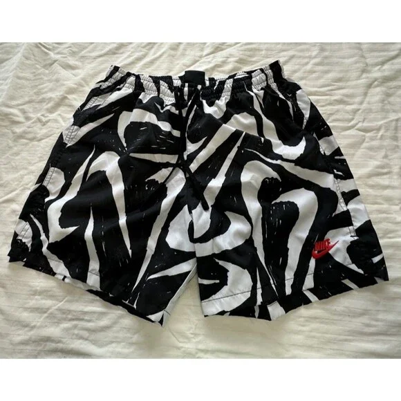 NIKE MENS SWIM LINED SHORTS SIZE M