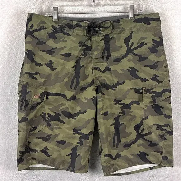 Quiksilver Board Shorts Men 36 Green Camo Cargo Preppy Beach SoCal Surf Y2K