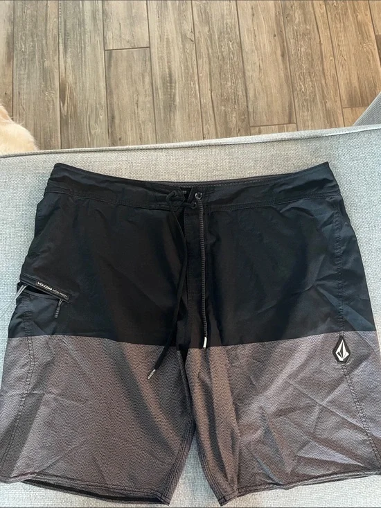 Volcom Black & Charcoal Two-Tone Boardshorts