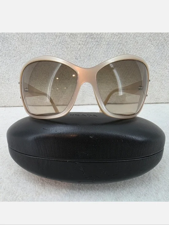 Vintage Prada Pink Pearl SPR-04F Woman's Sunglasses Color 3BQ-6S1