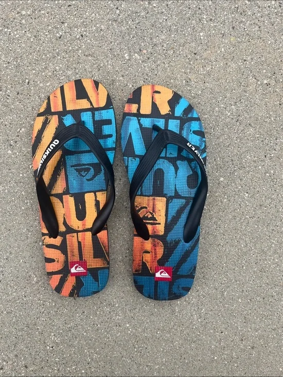 Quiksilver Men’s Orange, Blue & Black Graphic Flip Flops