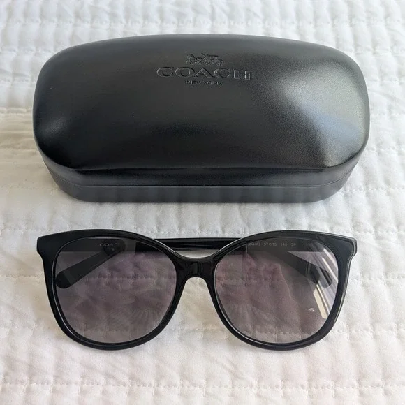 NWT Coach Square Frame Polarized Sunglasses HC8271U L1101‎ w Original Case Black