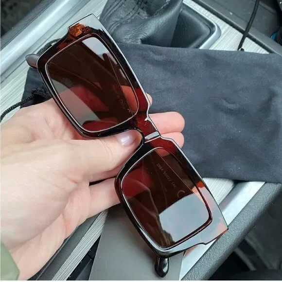 Classic Square Frame Sunglasses