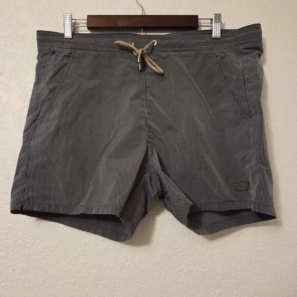 Hugo Boss Batfish Swim Shkrts Trunks Pinstripe Grey Medium