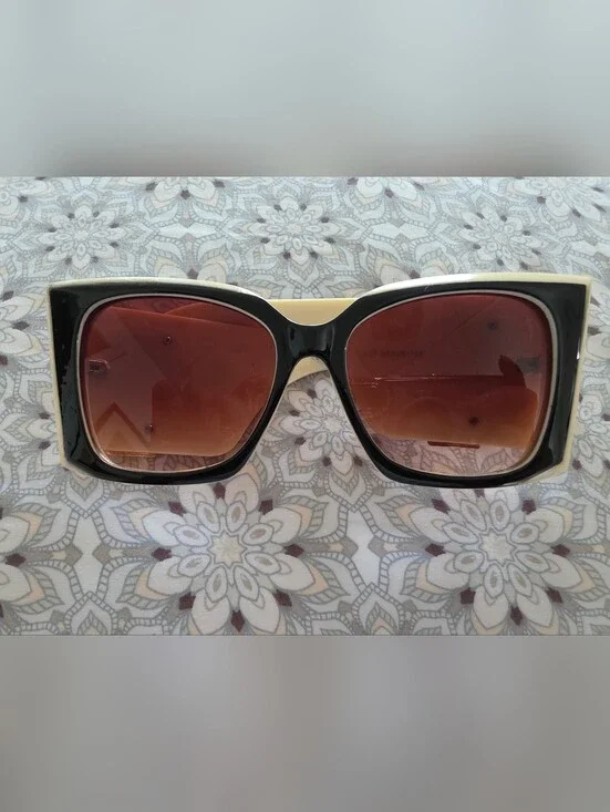 Stylish Black and Cream Oversized Women's Sunglasses - Brown Lenses
