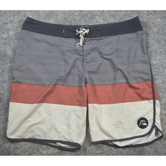 Quiksilver Highline SurfSilk Board Shorts Mens 36 Striped Colorblock Swim