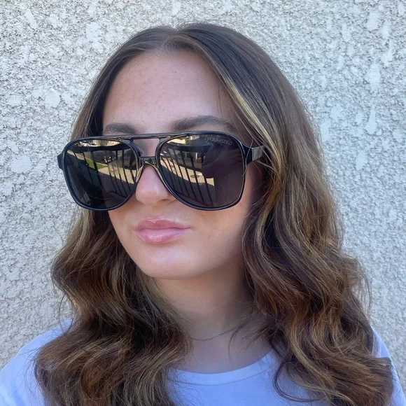 Oversized Black Aviator Sunglasses