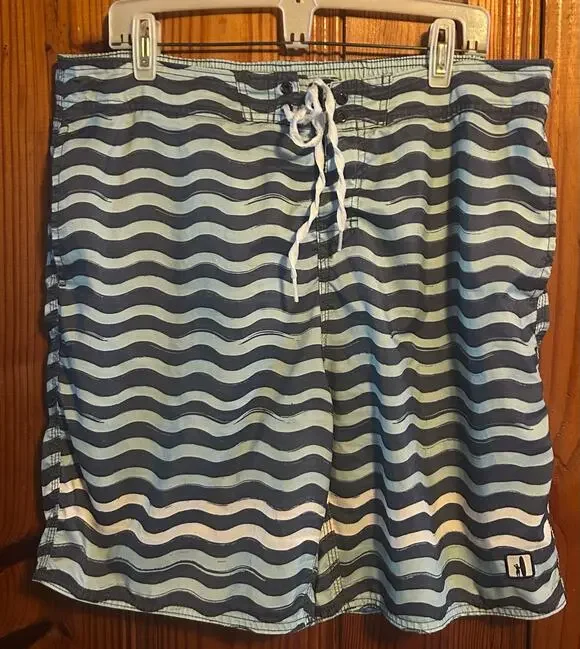 johnnie-O Board Shorts Mens XL (36) Blue Wavy Stripes 8