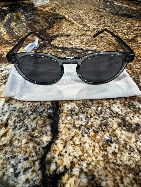 WMP Tate Blue Grey Round Sunglasses
