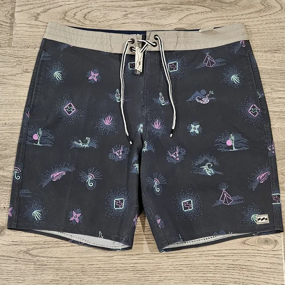 NWOT Billabong Lo Tides Sundays Swim LT Board Shorts - 34x8 - Neon Desert AOP