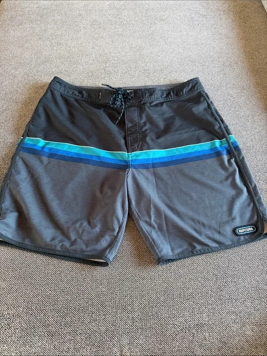 Rip Curl Men's Charcoal Boardshorts with Teal and Blue Stripes sz 36