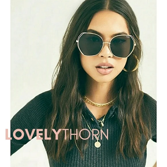 QUAY // ltd ed oversized retro-glam smoke lens gold frames