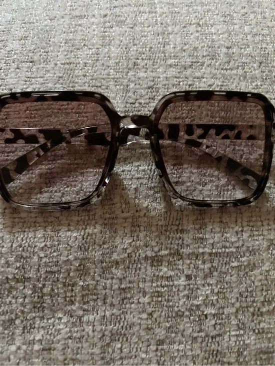 Tortoiseshell Square Sunglasses - Brown