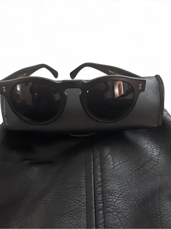 Illesteva Leonard sunglasses Made in Italy  🇮🇹
