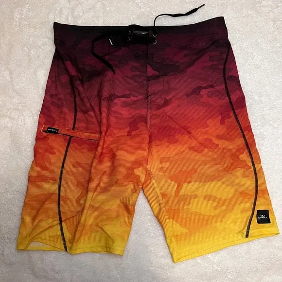 O'Neill Hyperfreak Camo Fade Boardshorts Men's Size 30‎ Sunset Orange Red NWOT