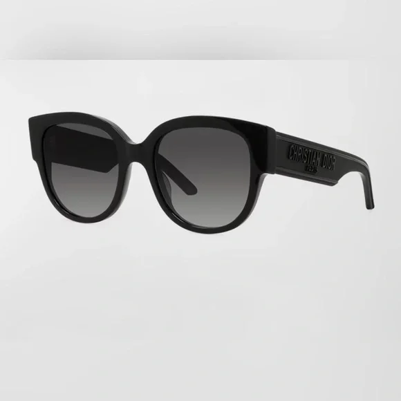 Dior Black Gradient Smoke Lens Women’s Sunglasses (NWT)