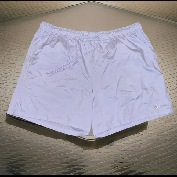Nike Standard Fit Above Knee Length Mesh Lined Elastic Waist Shorts NWT XXL