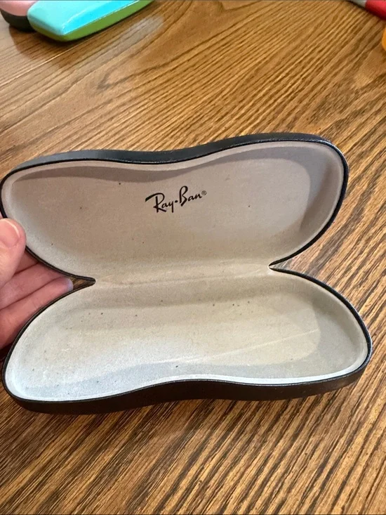Ray-Ban Brown and Cream Hard Sunglasses Case