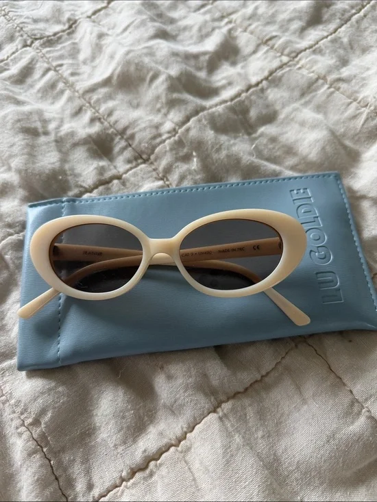 Goldie Cream Oval Sunglasses with Brown Lenses