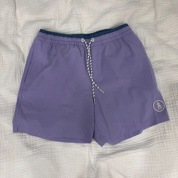 Chubbies Mens Purple Swim Trunks 4.5 Inch Inseam Mesh Lined Shorts Small