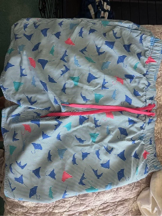 Men's Striped Manta Ray Swim Trunks - Blue/Teal/Pink